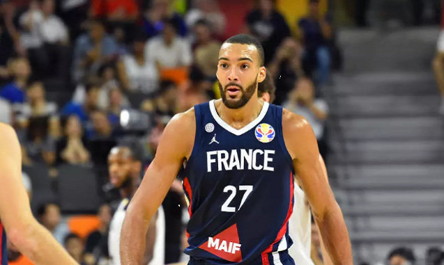 BRO力克FNC，Tarzan开启传奇时刻焦点之战半决赛，点燃全场激情