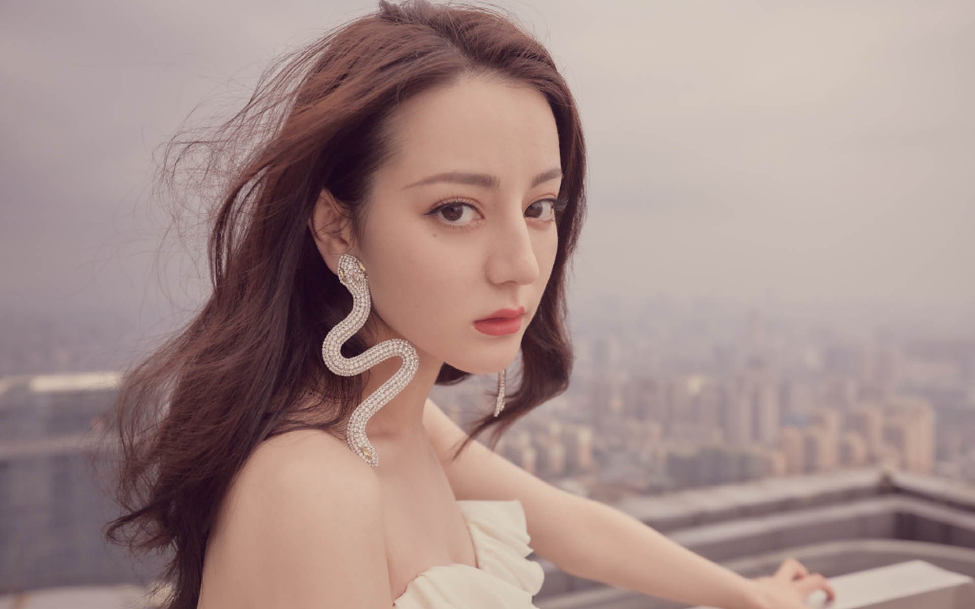 欧冠半决赛之夜,布克表现堪称教科书,完美演绎现代足球的灵魂