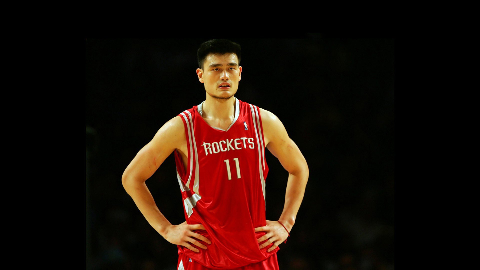 跨界星光,当足球的德布劳内遇见NBA季后赛之夜