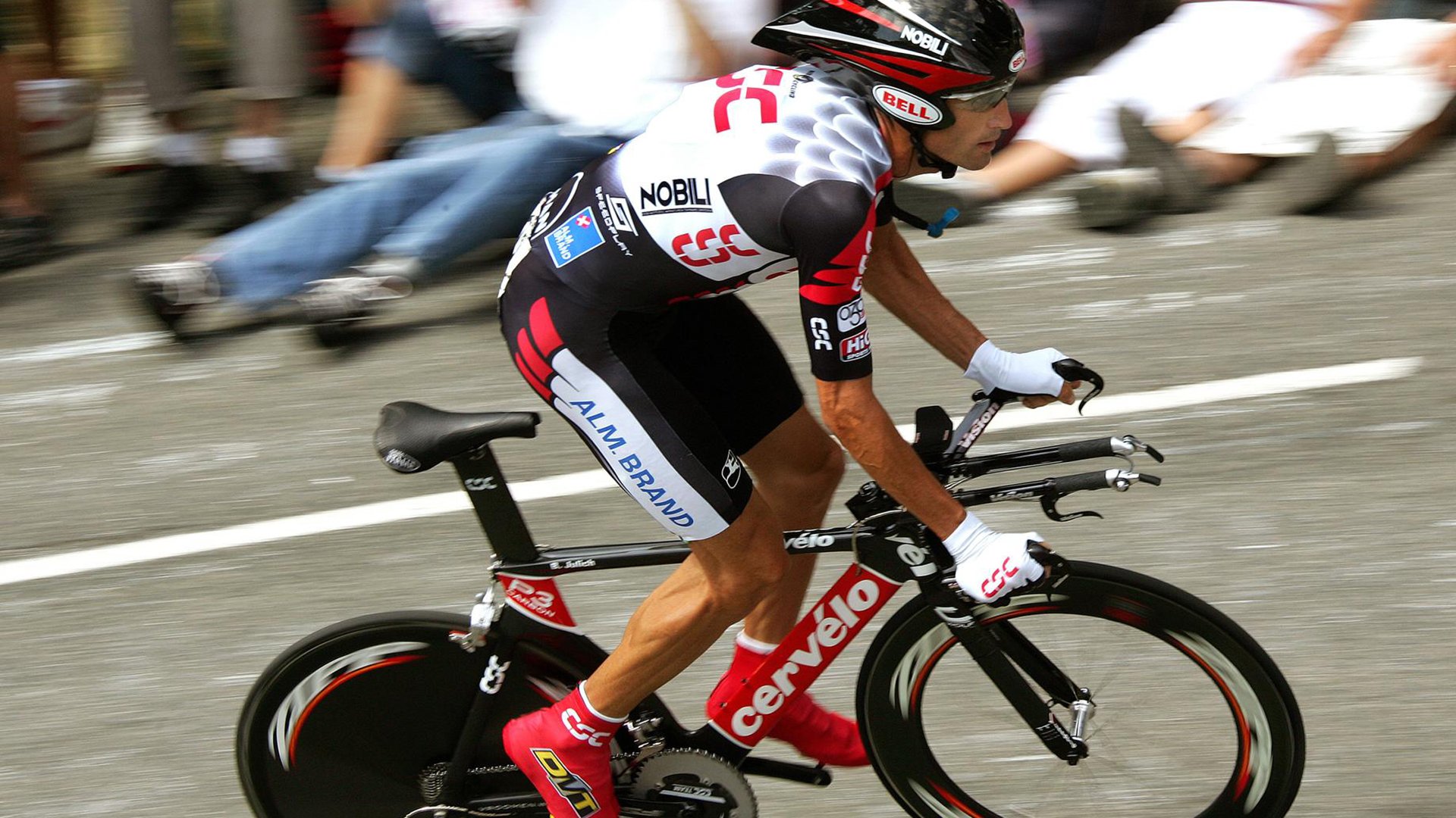 双线终点，当F1的轰鸣遇见足球的荣耀，沙特资本的双冠野心